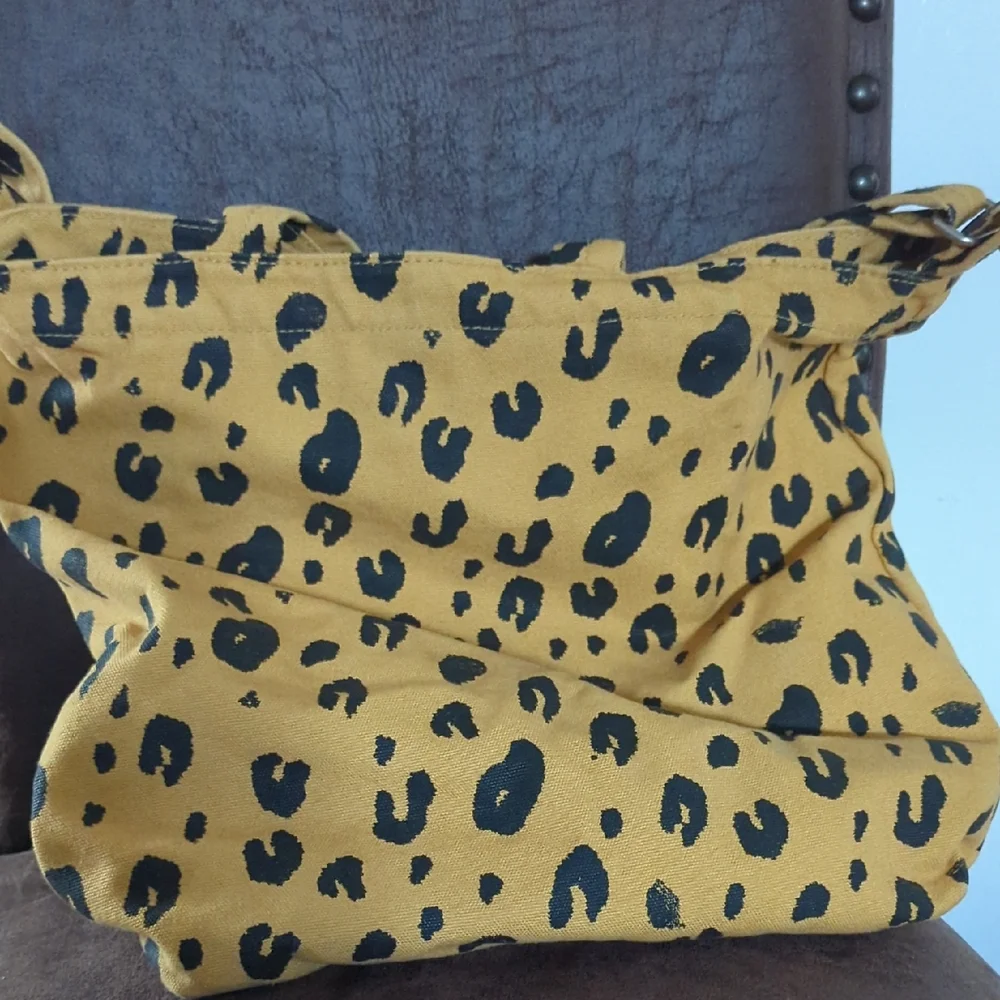 Leopard Print Yellow and Black Women's Bag - Picture 1 of 3